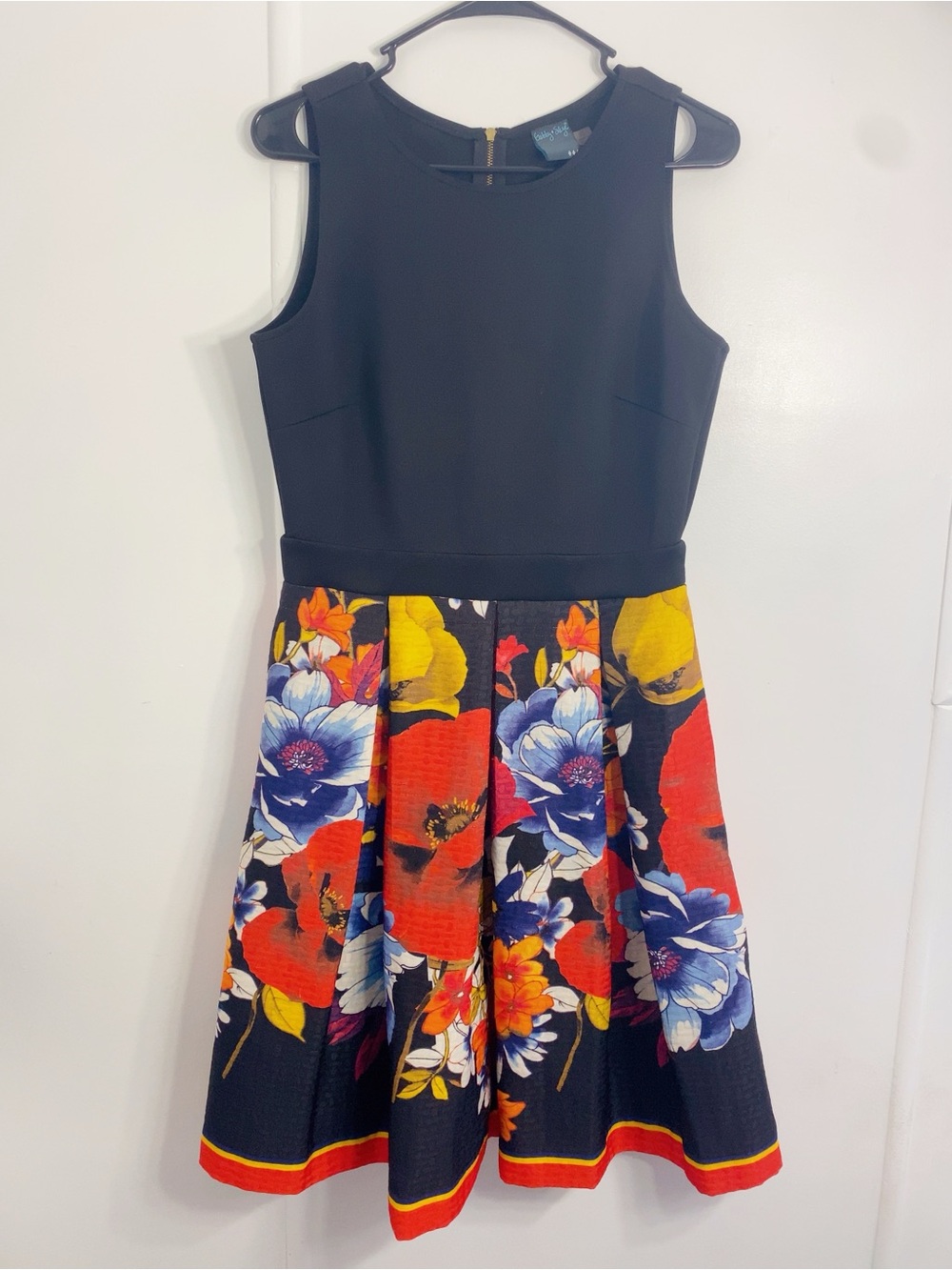Gabby Skye Black Sleeveless Midi Dress with Multicolor Floral Skirt